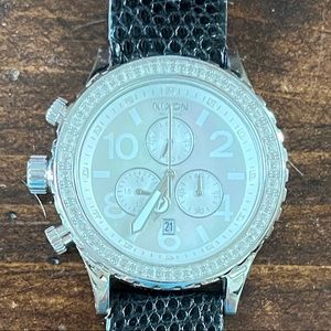 Beautiful Nixon woman’s watch!